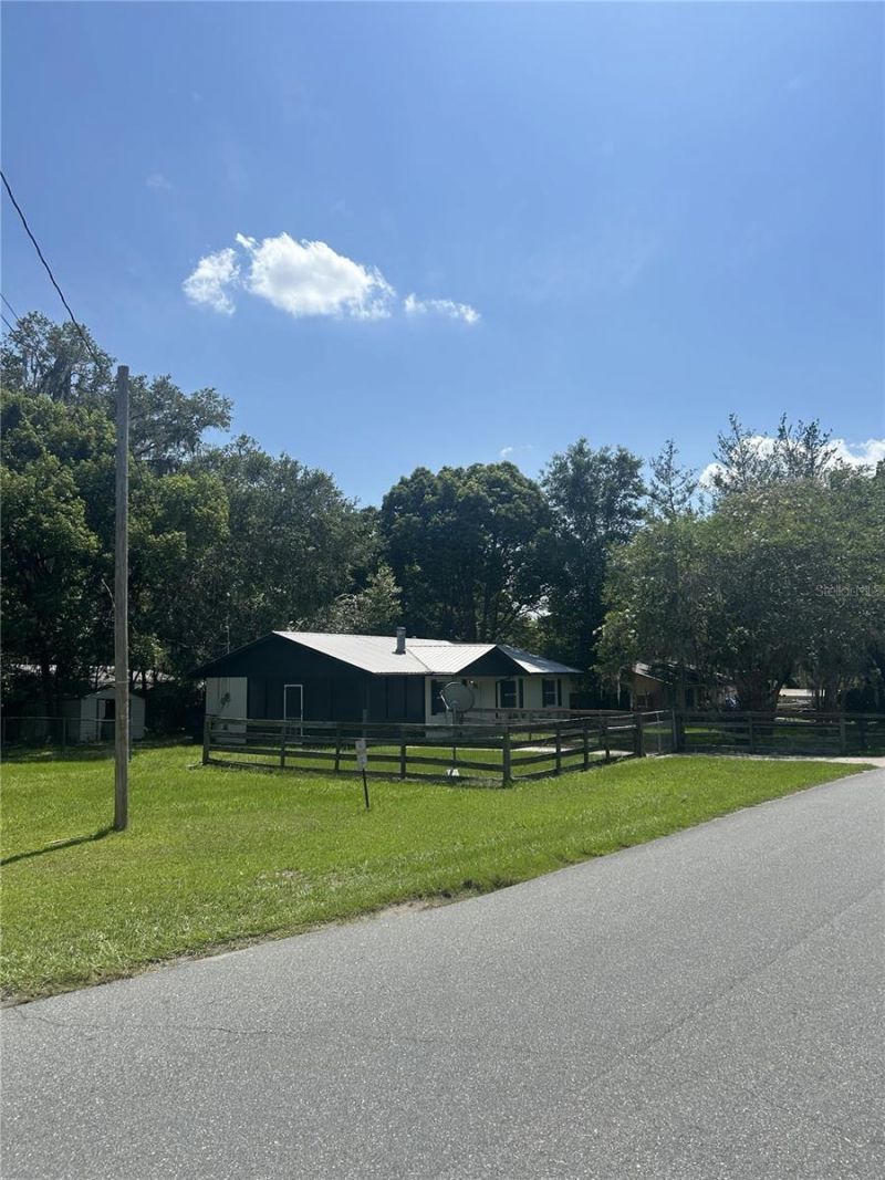 317 NE 4th Avenue, Williston, FL 32696 Photo