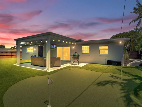 1361 NE 46th Street, Oakland Park, FL 33334