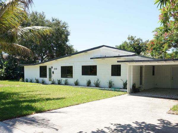 310 SW 1st Avenue, Boynton Beach, FL 33435