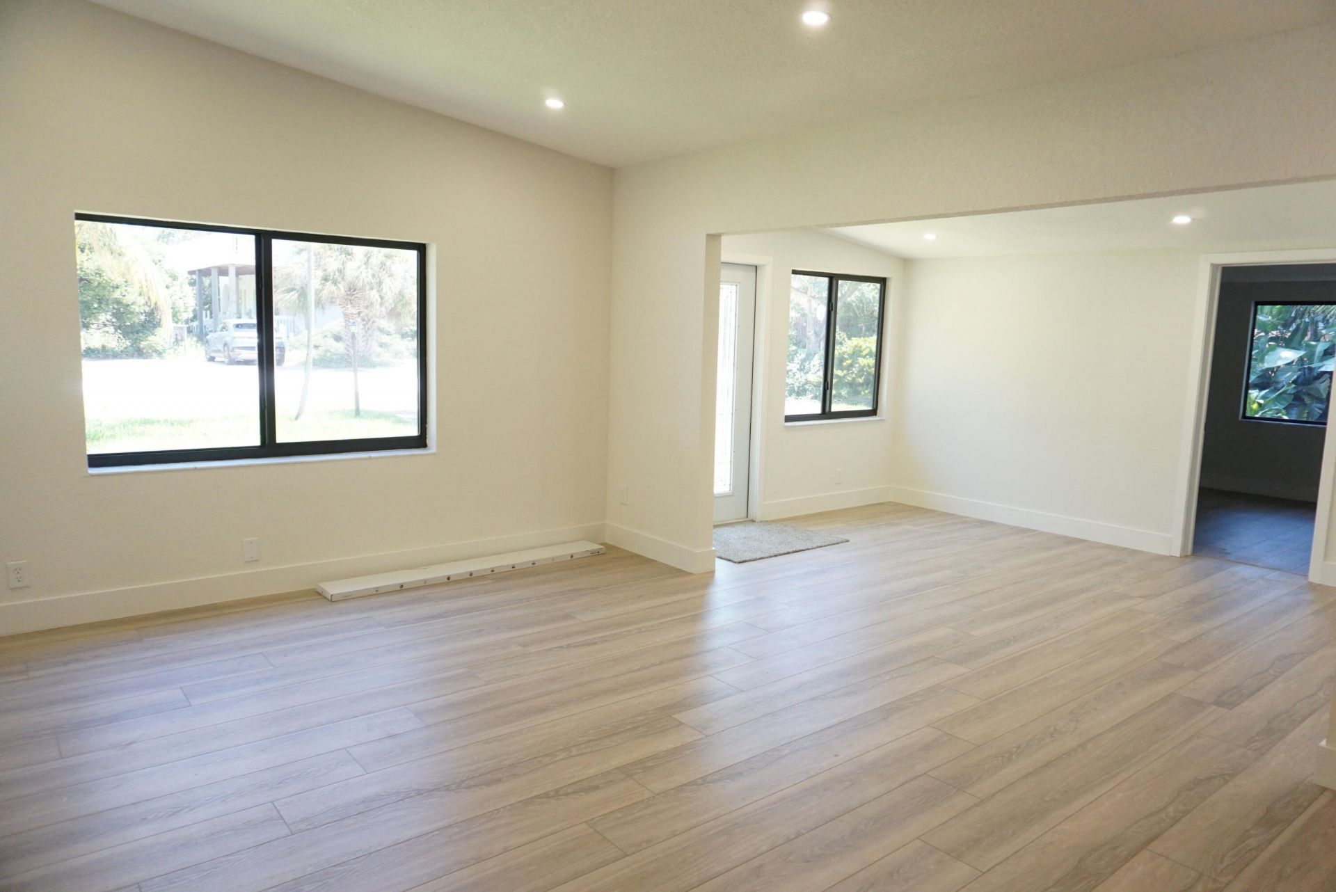 310 SW 1st Avenue, Boynton Beach, FL 33435 Photo