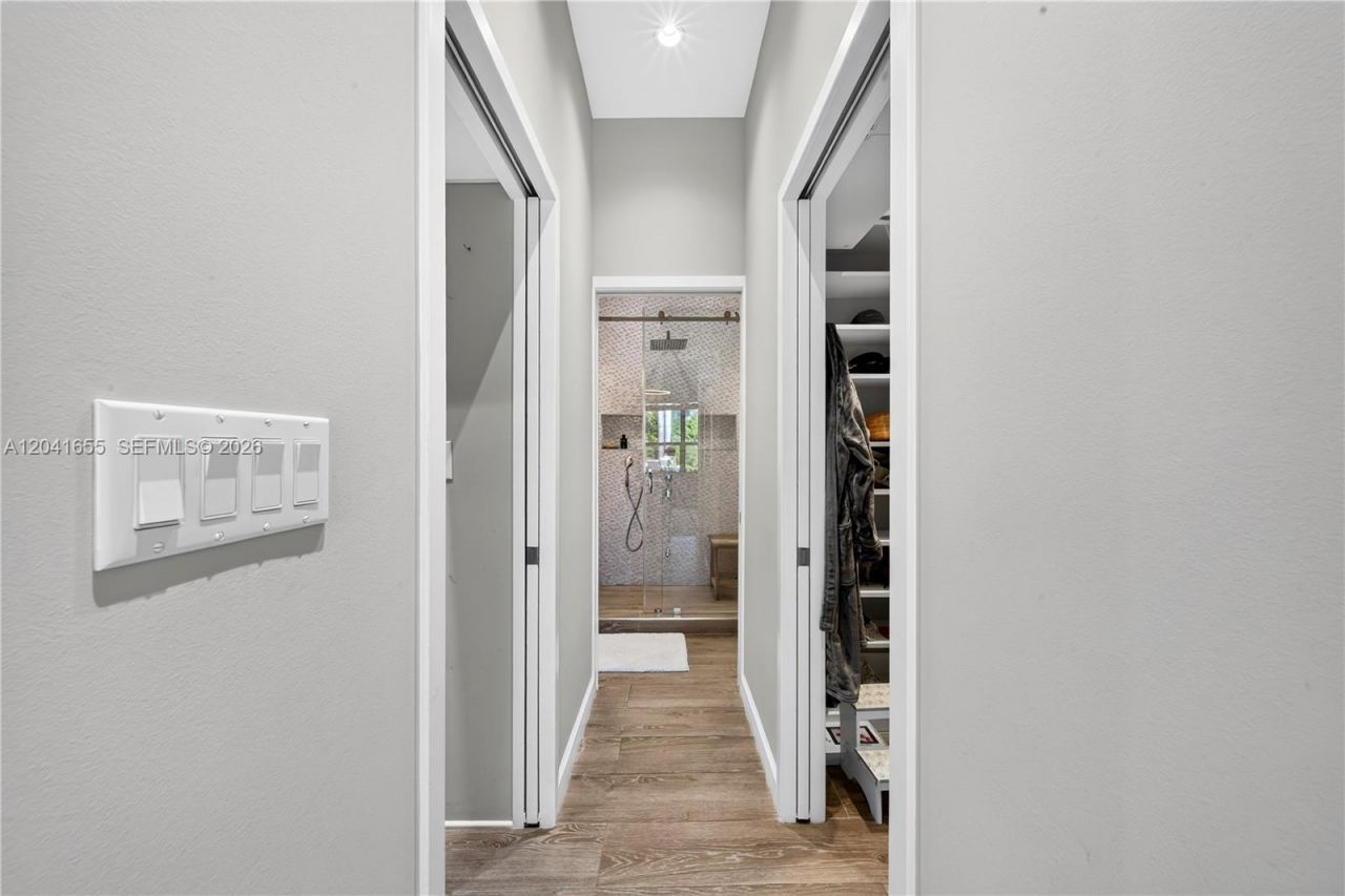 460 W Dilido Dr, Miami Beach, FL 33139 Photo