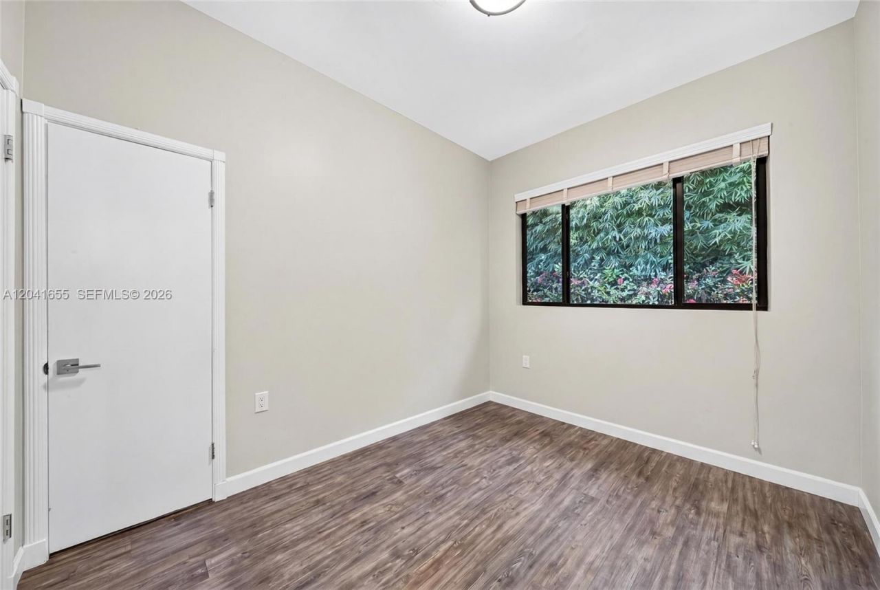 460 W Dilido Dr, Miami Beach, FL 33139 Photo