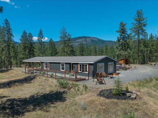 30 Sunrise Ln, Kettle Falls, WA 99141