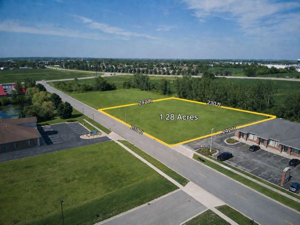 Lot 103 Mediterranean Drive, Sycamore, IL 60178