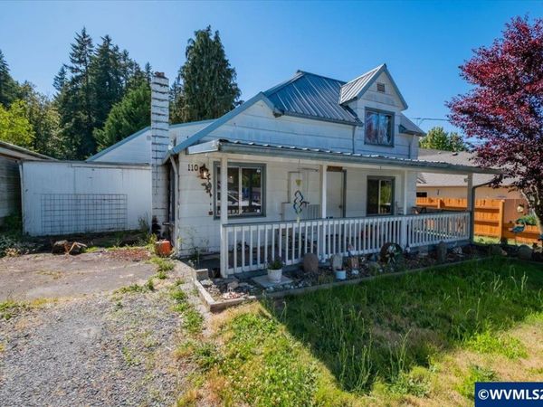 110 8th Av, Sweet Home, OR 97386