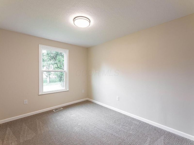 2288 Middlehurst Drive, Columbus, OH 43219 Photo 12
