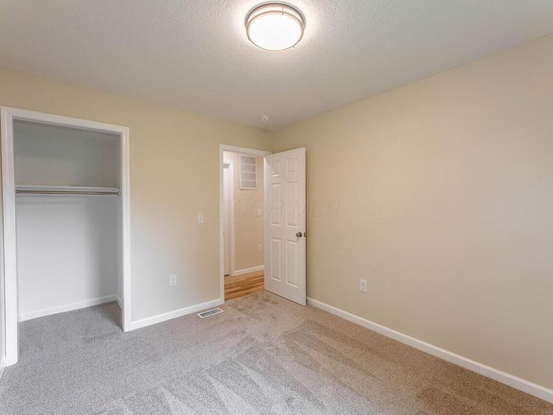 2288 Middlehurst Drive, Columbus, OH 43219 Photo 13