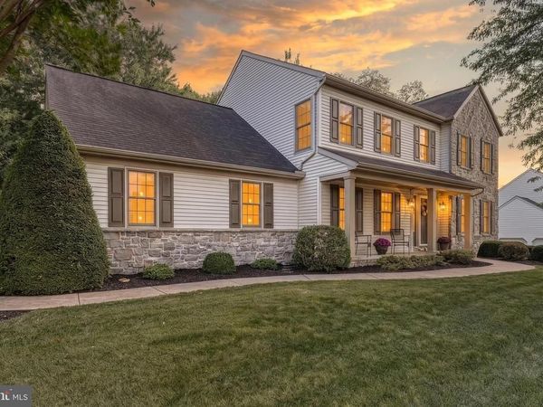 2540 EL DORADO DRIVE, YORK, PA 17402