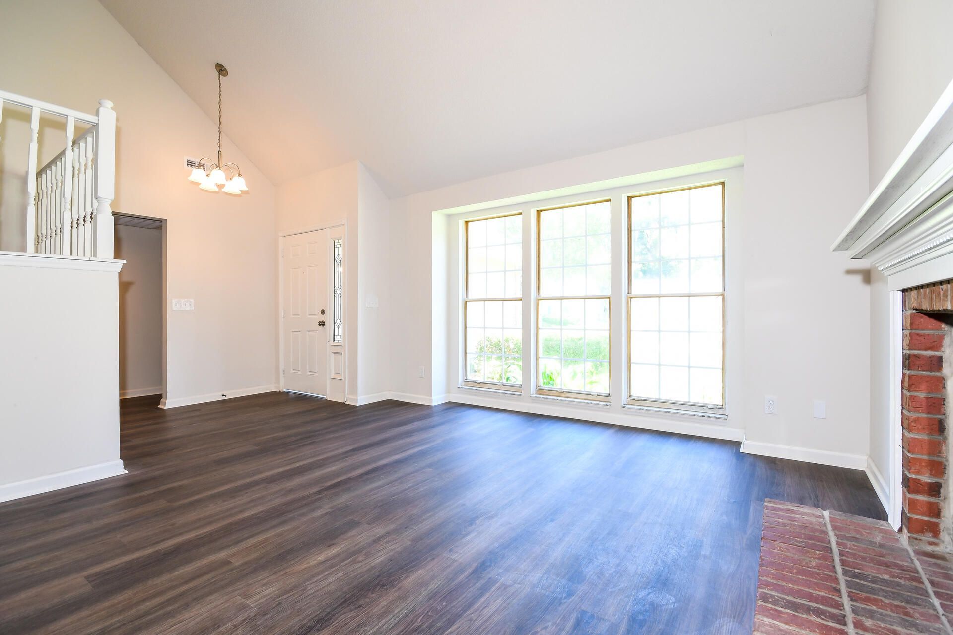343 Damascus Drive Photo 7