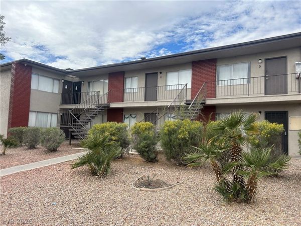 1089 E Desert Inn Road , Unit 3, Las Vegas, NV 89109