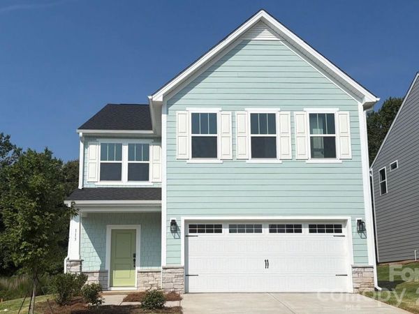113 Borders Street, Unit 207, Statesville, NC 28677