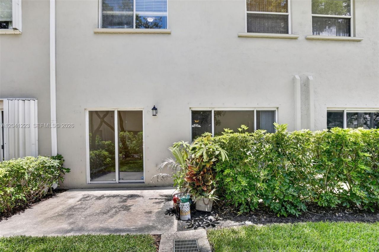 13212 NW 7th Dr, Plantation, FL 33325 Photo