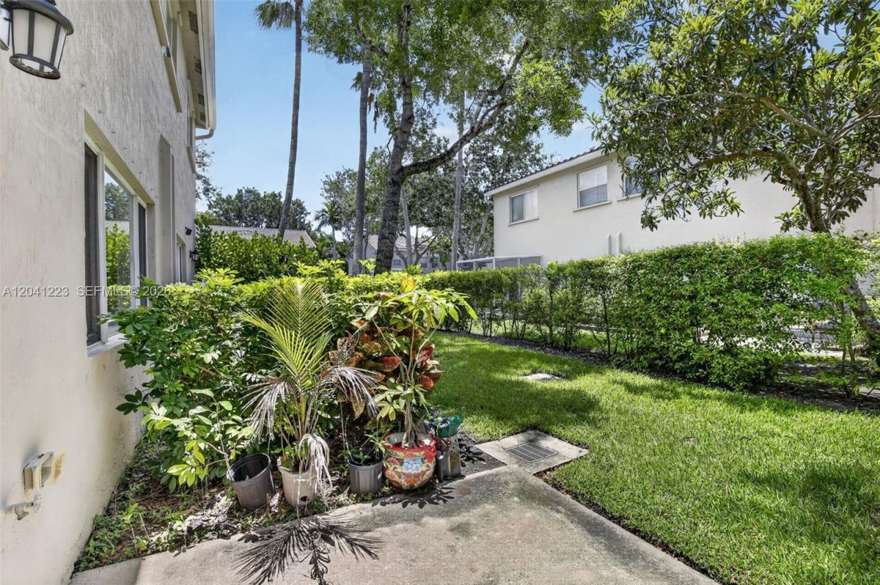 13212 NW 7th Dr, Plantation, FL 33325 Photo