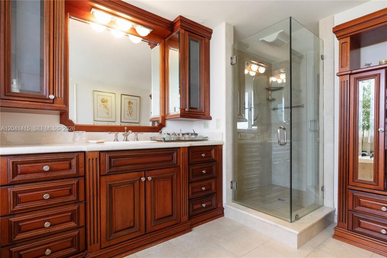 1581 Brickell Ave, Unit 903, Miami, FL 33129 Photo