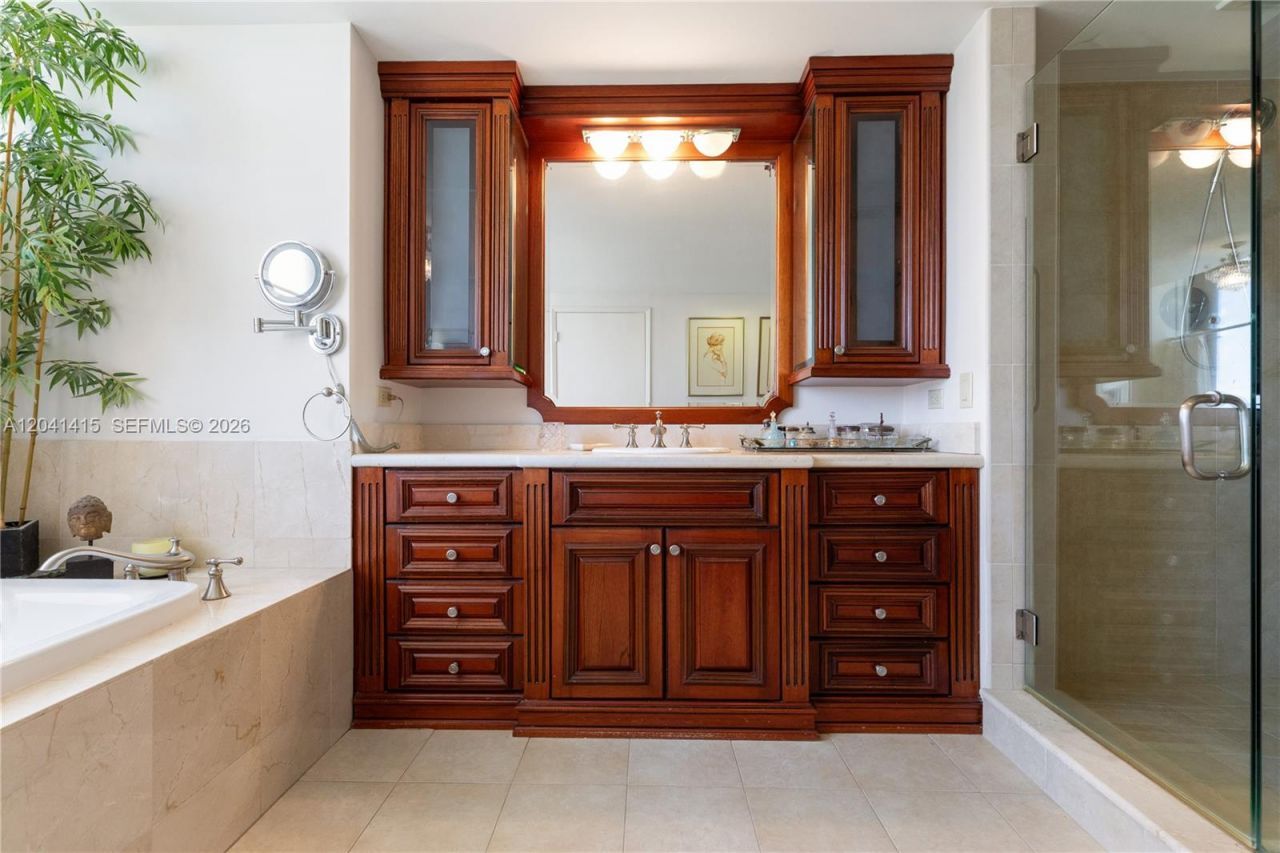 1581 Brickell Ave, Unit 903, Miami, FL 33129 Photo