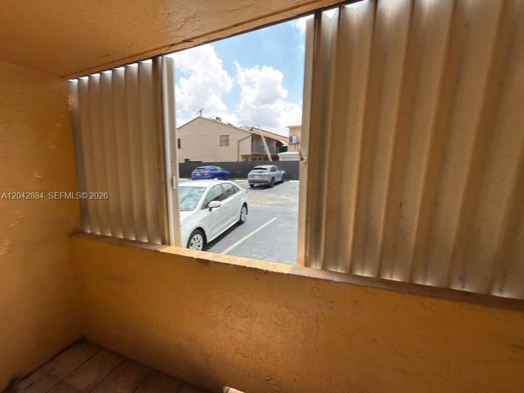 2735 W 52nd St, Unit 109, Hialeah, FL 33016 Photo