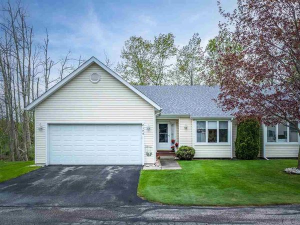 2194 Woods Lane, Unit y, Petoskey, MI 49770