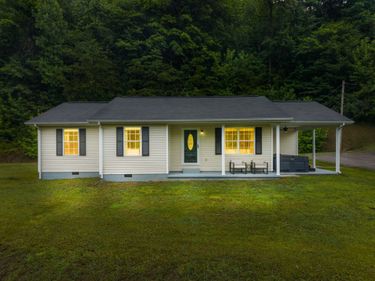 6723 KY-1524 , Manchester, KY 40962