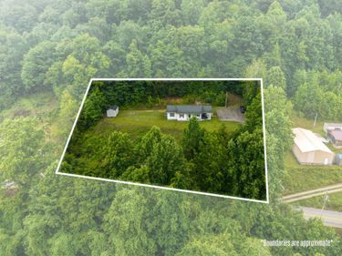6723 KY-1524, Manchester, KY 40962