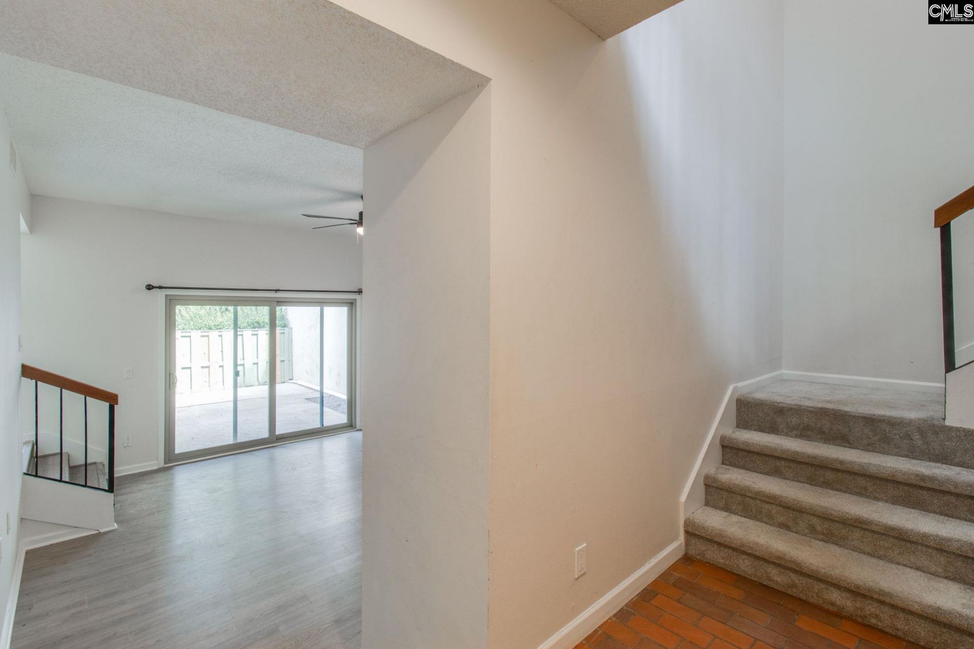 311 Dryden Lane  Photo 4