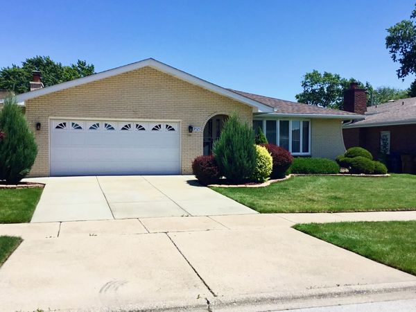 9525 S Kolin Avenue , Oak Lawn, IL 60453