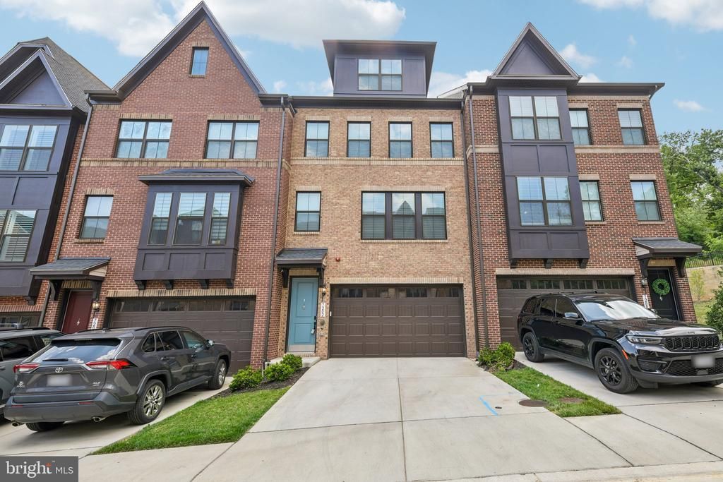 7202 Mountaineer Drive, Alexandria, VA 22306 Main Photo
