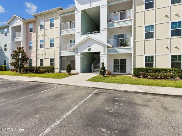 4974 KEY LIME Drive, Unit 103, Jacksonville, FL 32256