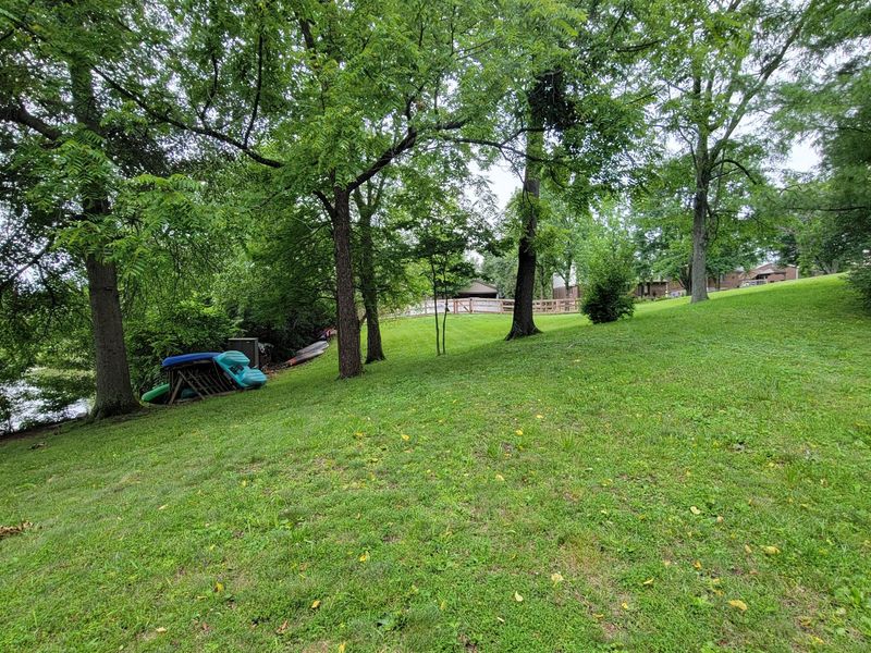 6140 Cedar Hill Lane, Florence, KY 41042 Photo 12