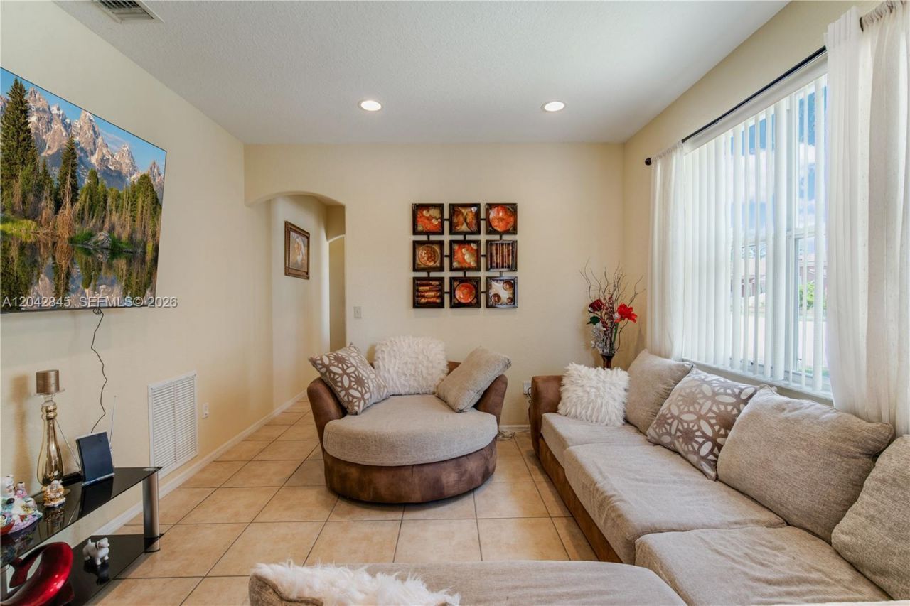 23801 SW 109th Pl , Homestead, FL 33032 Photo