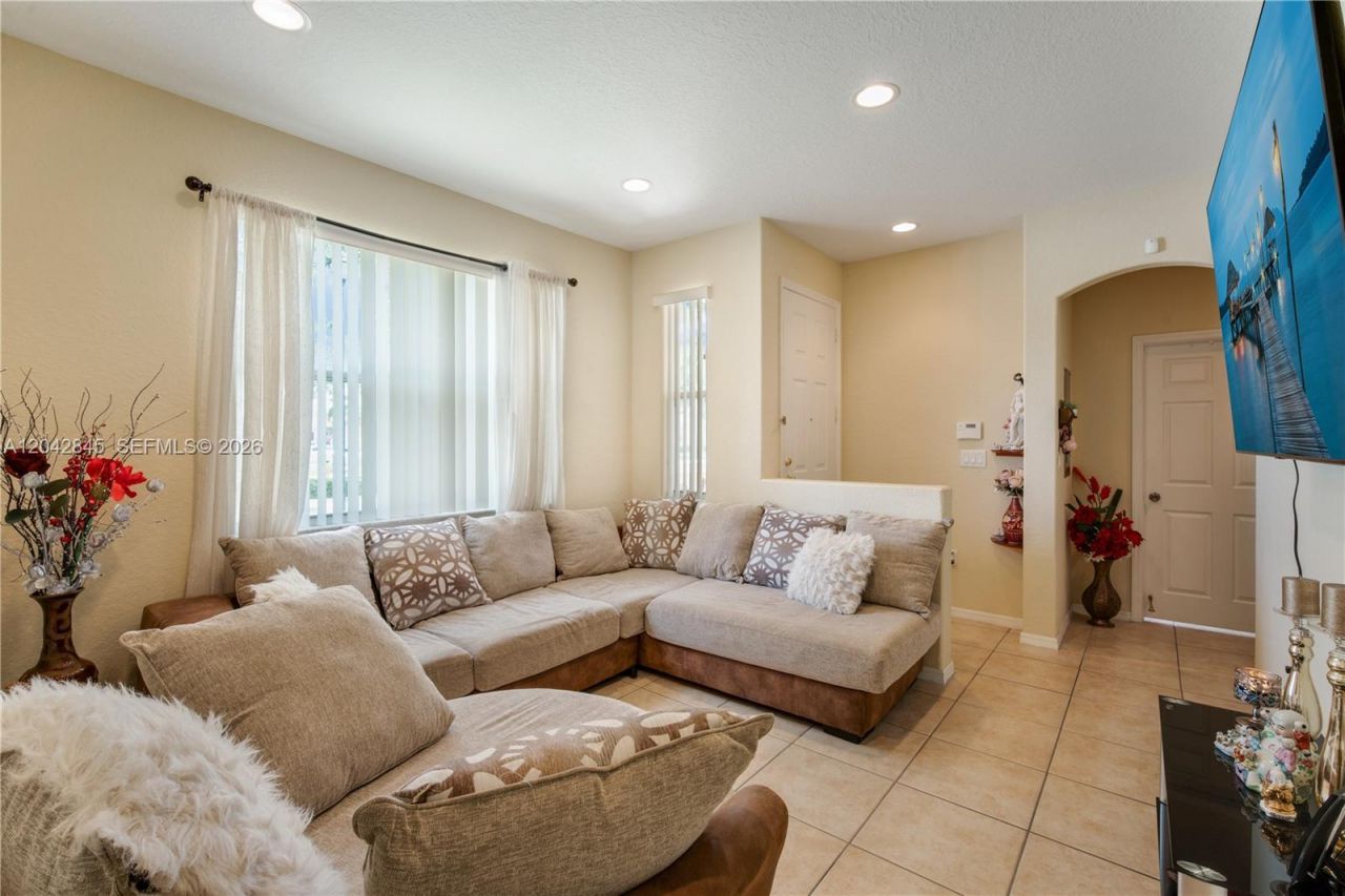 23801 SW 109th Pl , Homestead, FL 33032 Photo