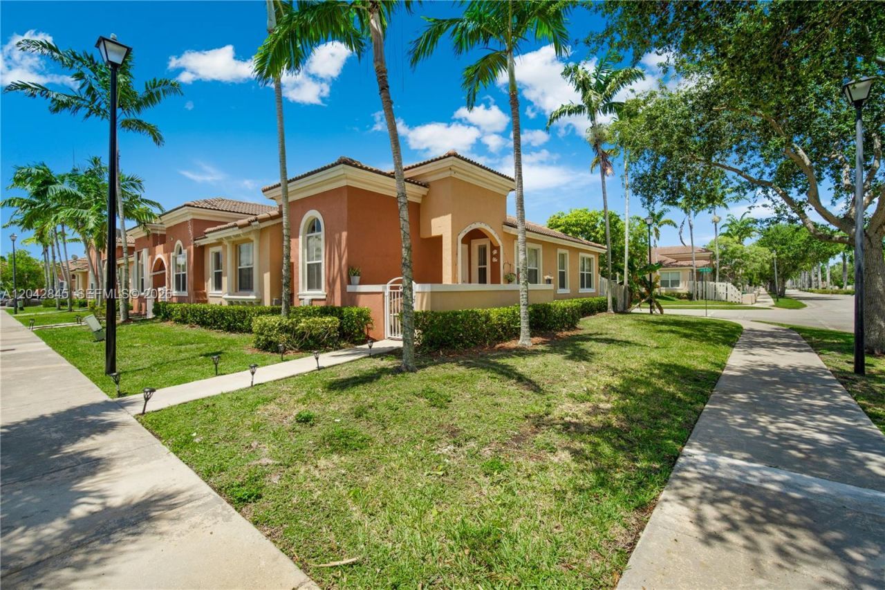 23801 SW 109th Pl , Homestead, FL 33032 Photo