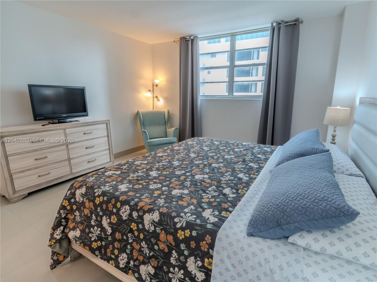 4001 S Ocean Dr , Unit 8J, Hollywood, FL 33019 Photo