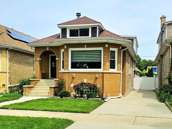 2937 N 74th Court , Elmwood Park, IL 60707