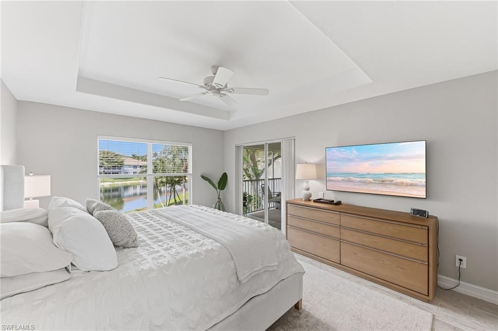 832 Carrick Bend Cir, Unit 202, Naples, FL 34110 Photo