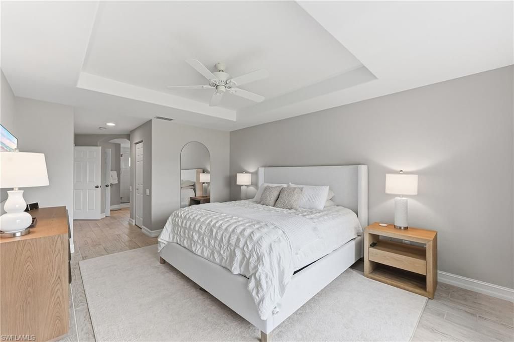 832 Carrick Bend Cir, Unit 202, Naples, FL 34110 Photo