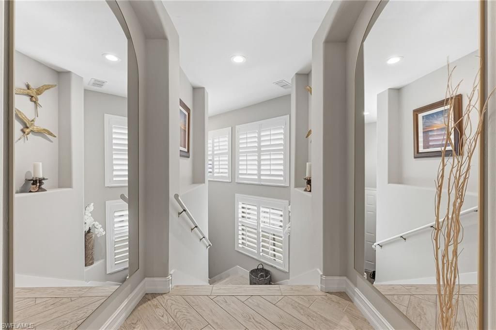 832 Carrick Bend Cir, Unit 202, Naples, FL 34110 Photo