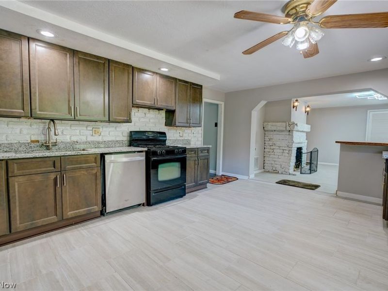 4942 Lear Nagle Road, North Ridgeville, OH 44039 Photo 17