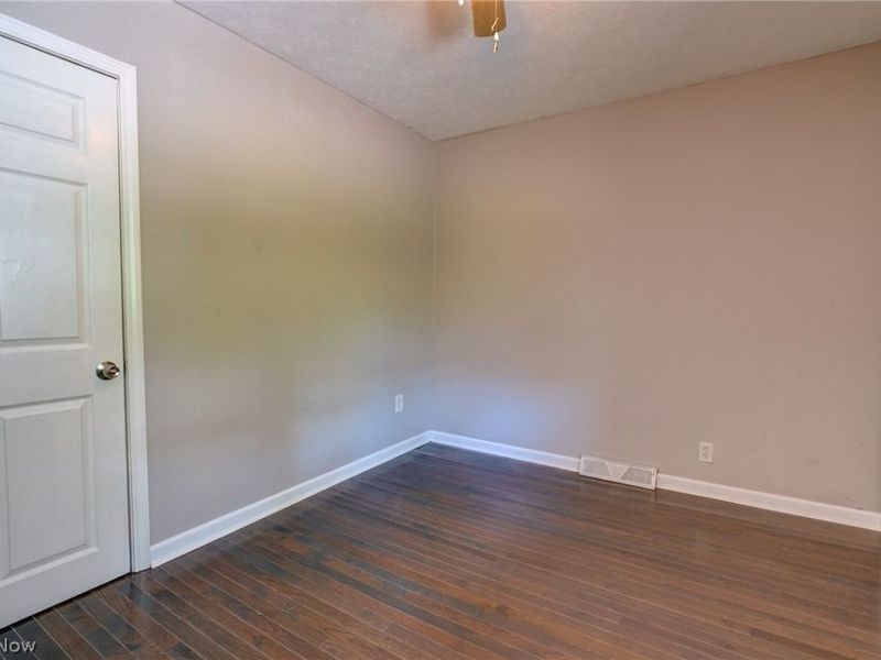 4942 Lear Nagle Road, North Ridgeville, OH 44039 Photo 36