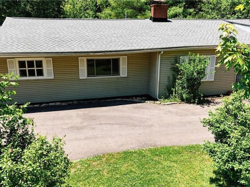 4942 Lear Nagle Road, North Ridgeville, OH 44039 Photo 4
