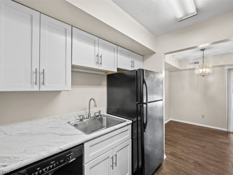 4919 Friar Road, Unit B, Stow, OH 44224 Photo 10