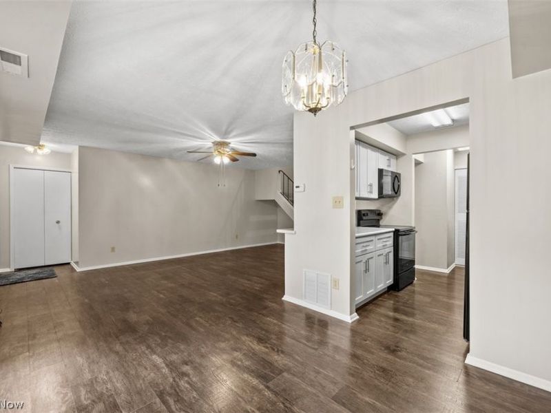 4919 Friar Road, Unit B, Stow, OH 44224 Photo 7