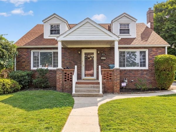 1424 Jackson Ave, New Castle, PA 16101