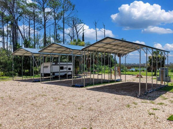 20185 Beach Rd, Perry, FL 32348