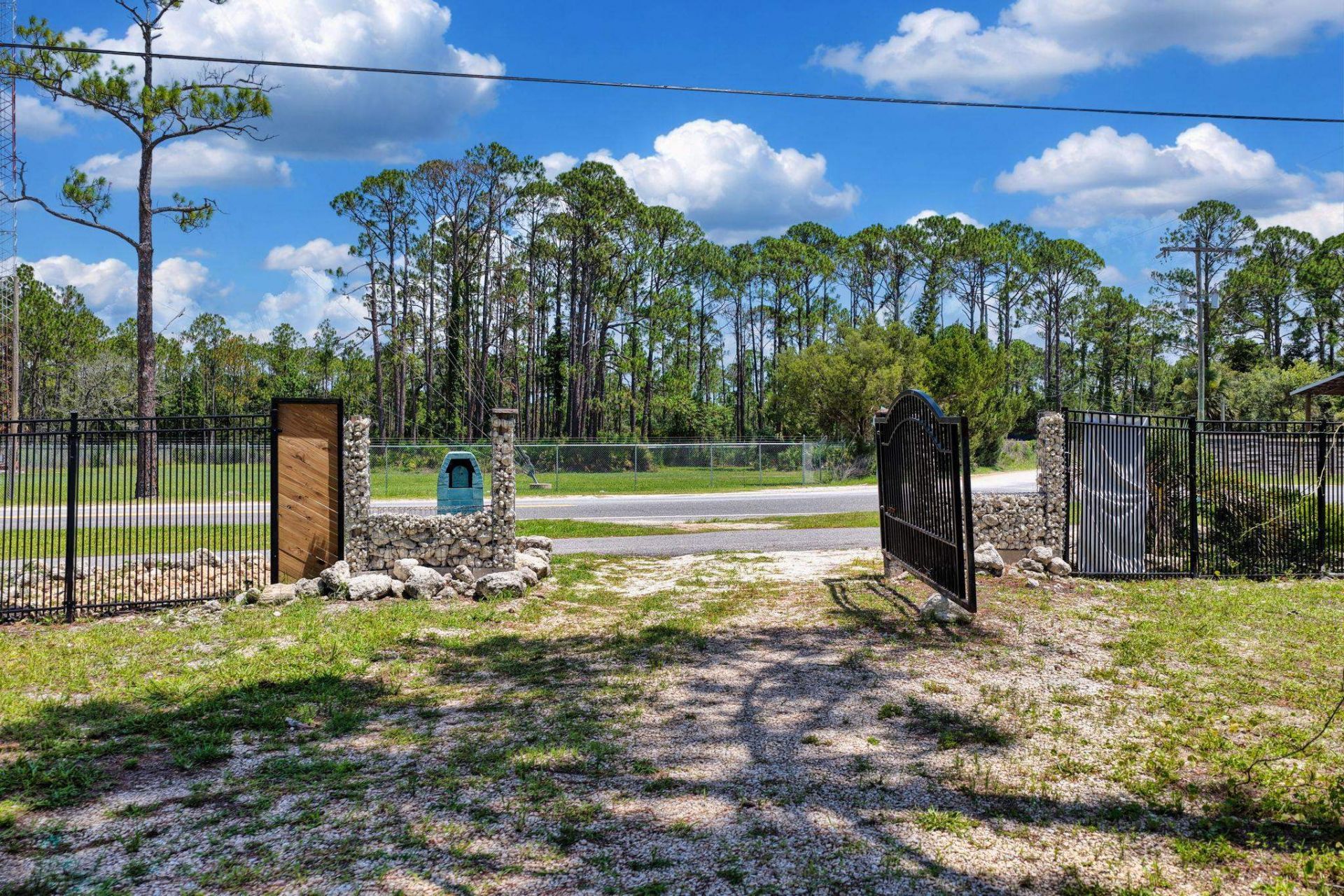 20185 Beach Rd, Perry, FL 32348 Photo