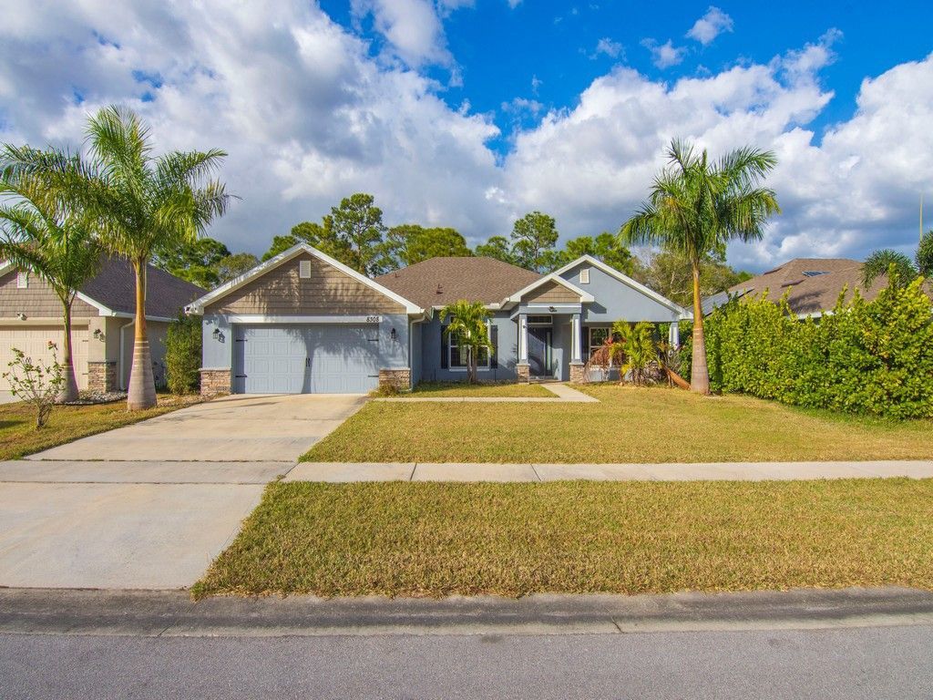 8308 Amalfi Circle, Fort Pierce, FL 34951 Photo