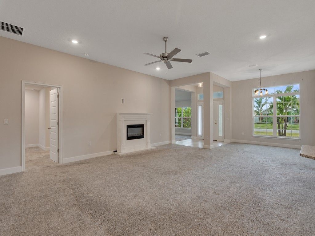 8308 Amalfi Circle, Fort Pierce, FL 34951 Photo