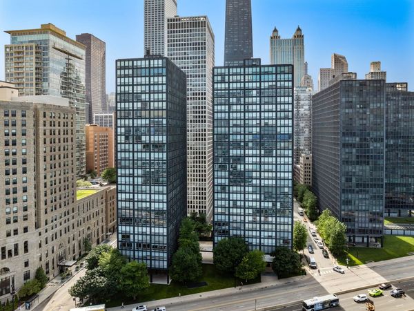 880 N Lake Shore Drive , Unit 12GH, Chicago, IL 60611