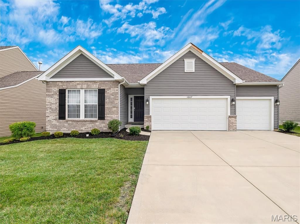 1007 Wyndgate Meadows Court , Lake Saint Louis, MO 63367 Main Photo