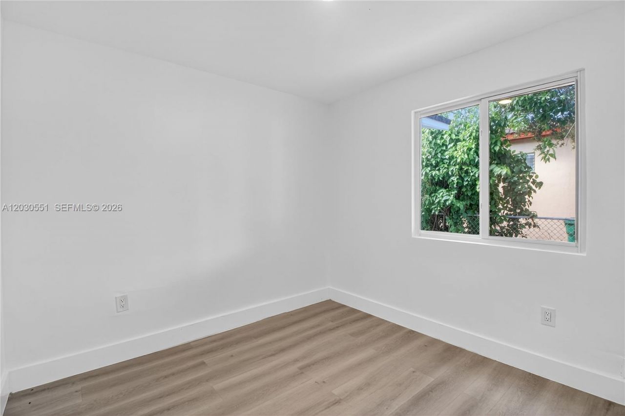 428 NW 97th St, Miami, FL 33150 Photo