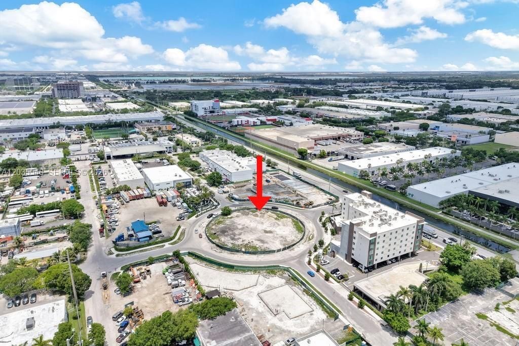 10800 NW 24th St , Sweetwater, FL 33165 Photo